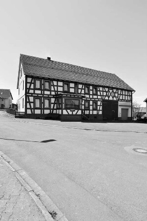 Einhof; Lautertal, Rathausstraße 5