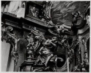 Ettal, Kloster, Anbetungsengel, mittlerer Seitenaltar