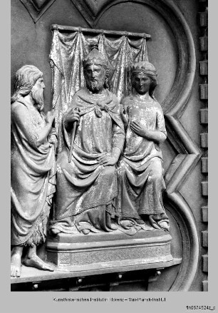 Türreliefs : Szenen Johannes' des Täufers : Johannes vor Herodes