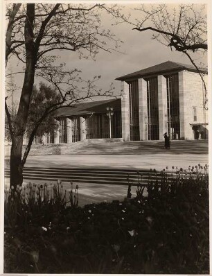 Reichsgartenschau 1939 auf dem Killesberg, Stuttgart: Ehrenhalle, Stufenterrasse