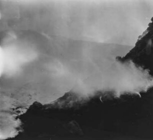 Felsbrandung : Brandung des Meeres an den Felsen der kapverdischen Insel São Vicente.
