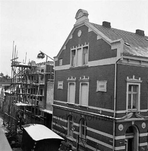 Stadthaus: Hagenstraße: Richtfest des Erweiterungsbaus: Blick von Rathaus