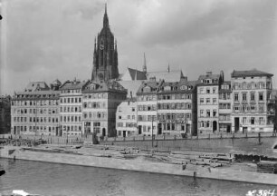 Straße Kai Uferbebauung