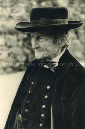 Alter Mann in Tracht