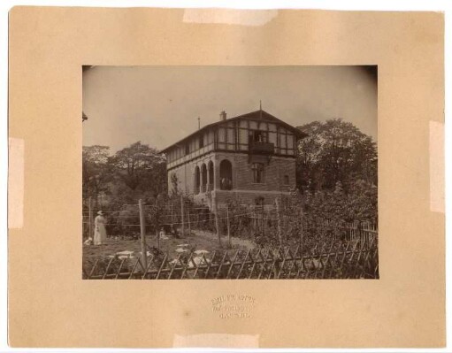 Kassel Villenkolonie Mulang, Kurhausstraße 3