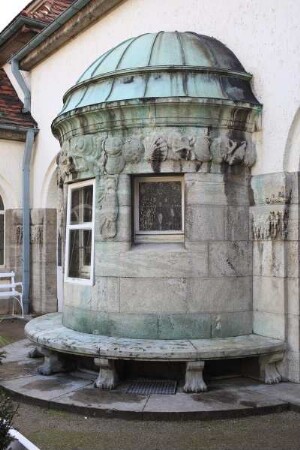 Badehaus 4 — Apsis des Wartesaals