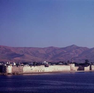 Kos. Johanniter-Kastron, Festung Neratzia, vor dem Dikeos-Gebirge