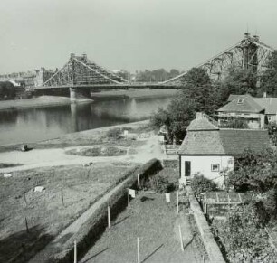Elbe, Loschwitzer Elbbrücke