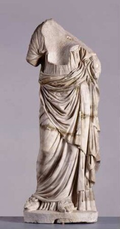 Weibliche Gewandstatue, Typus Fortuna Braccio Nuovo