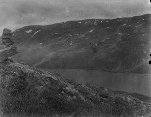 Gebirgstal : Gebirgstal mit See