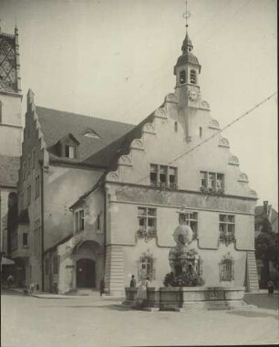 Friedrichshafen am Bodensee, Rathaus : Friedrichshafen am Bodensee. Altes Rathaus (Zerstörung am 28.4.1944, Ruine 1949 abgetragen)