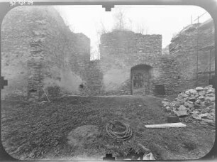 Krebes (Weischlitz-Krebes). Ruine Burgstein