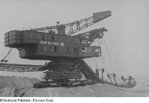 Bagger RS 560 im Tagebau Schleenhain