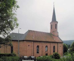 Katholische Kirche Mariä Geburt und Friedhof (Kirche, kath.); Biebergemünd, Büchelbach, Im Webersfeld