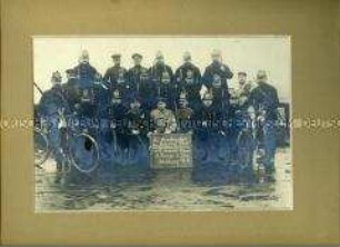 Gruppenbild deutscher Landsturm-Soldaten in Flandern