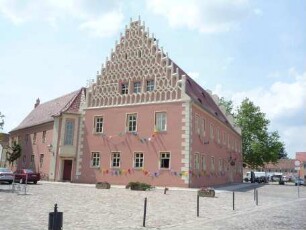 Mühlberg/Elbe, Neustädter Markt 1