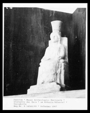 Statuette der Hera