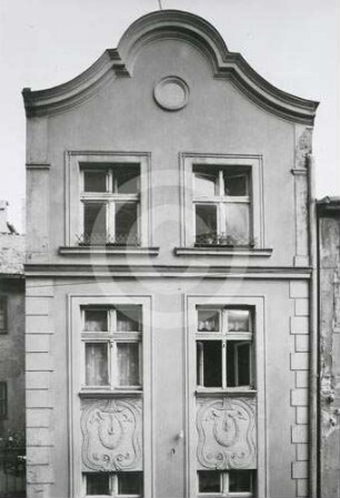 Fassade und Giebel des Bürgerhauses Grosse Hommelstrasse 6 in Elbing