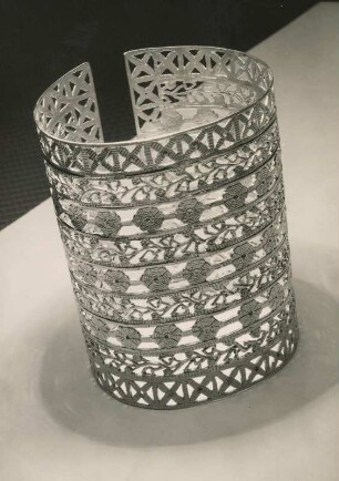 Armband von Eva von Stössel