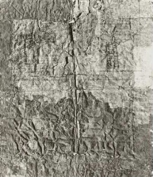 Koptische Miniatur mit dem heiligen Georg zu Pferd, 12. Jahrhundert (Restaurierungsaufnahme) : Zustandsaufnahme während der Restaurierung, Rückseite, 2. Zustand, Seitenlicht, Wellen im Papier