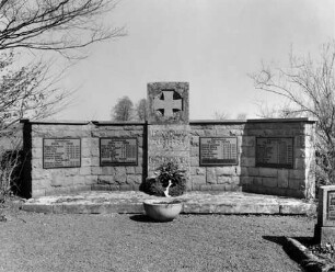 Friedhof; Lauterbach, Am Friedhof