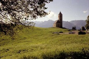 Hafling: St. Katharinenkapelle auf Bergrücken