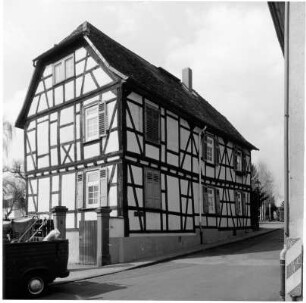 Wohnhaus; Bad Homburg, Kirchgasse 3