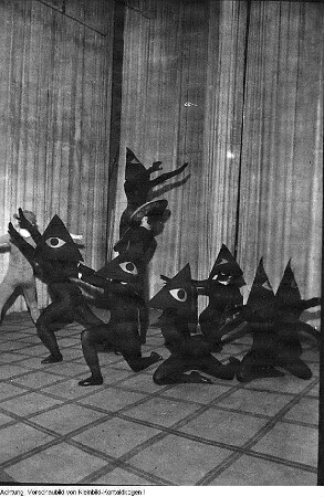 Dresden. Palucca Schule Dresden. "Sputnik". Choreographie Ruth Berghaus, Aufführung 1959
