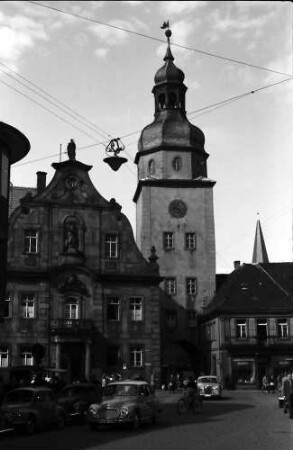 Ettlingen: Marktplatz mit Rathaus