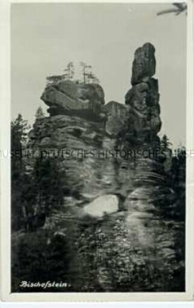 Ansicht des Felsens "Bischofstein" in der Sächsischen Schweiz