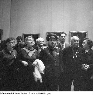 Freundschaftsdelegation; Kosmonaut Nikolajew; Nikoljewna Koschewaja (Oleg)