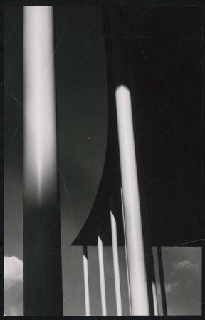 Stadthalle, Mülheim an der Ruhr Umbau: Stützen und Dach Kassenhalle