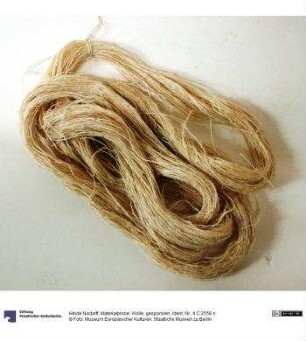 Materialprobe: Wolle, gesponnen