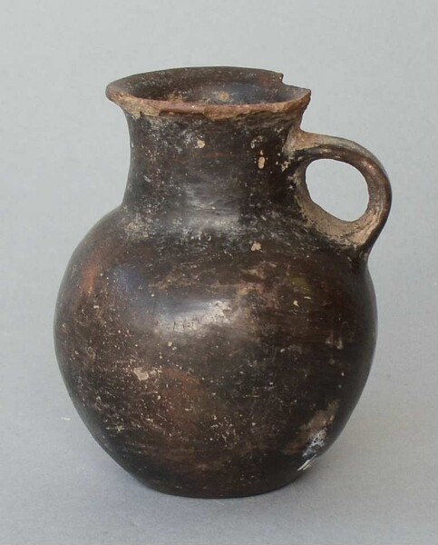 Clay vessel