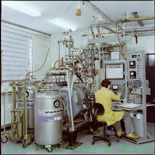 Laboranlage des Instituts für Heiße Chemie (IHCh)