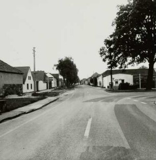 Proschim. Hauptstraße : Welzow-Proschim. Hauptstraße. Blick nach Westen