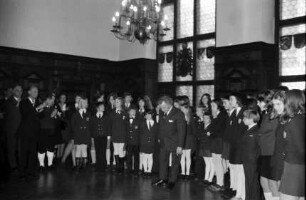 Freiburg: Rathaus, VdK Kinderchor, Leitung Tritschler, im großen Ratsaal