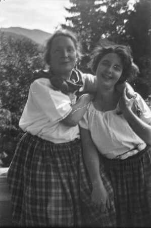 Hermine Körner und Tochter Anna Elisabeth, gen. Anneliese