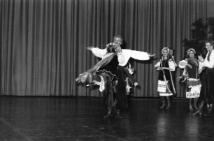 Freiburg: Stadthalle; Europafestival, ungarische Tanzgruppe