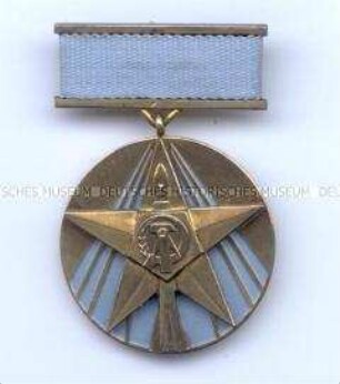 Medaille zum Ehrentitel "Fliegerkosmonaut der DDR"