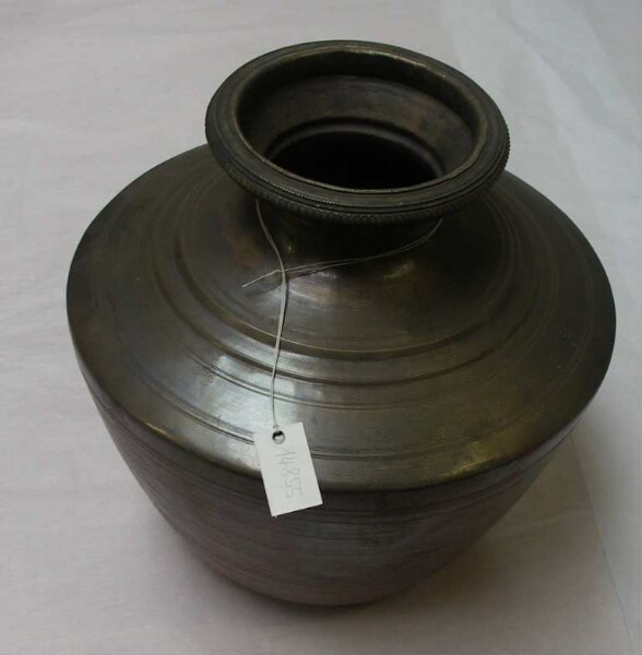 Water vessel