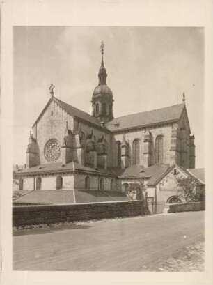 Ebrach. Klosterkirche von Südosten (1200 Grundsteinlegung; 1285 Weihe)