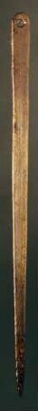 Lange flache Nadel (?)