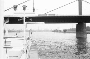 Düsseldorf: Leverkusener Autobahnbrücke