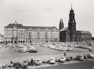 Dresden-Altstadt, Altmarkt. Ostseite mit Wohn- und Geschäftshäusern und Kreuzkirche