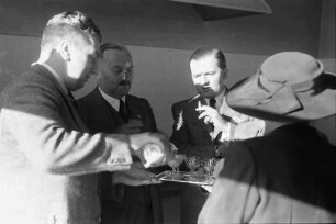 Bukarest: Manfred v. Killinger, Deutscher Gesandter bei Meinl