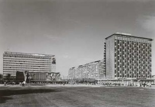 Prager Straße, Wiener Platz