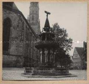 Nördlingen, Brunnen am Marktplatz
