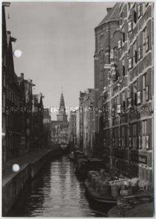 Amsterdam, Burgwallen Oude Zijde (Stadtviertel), Oude Kerk (Alte Kirche)
