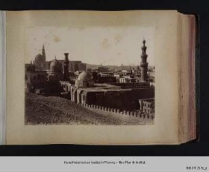 Vedute von Kairo mit der Sultan-Hassan-Moschee - Egypte I